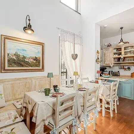 Guest house La Collina Degli Ulivi 4*