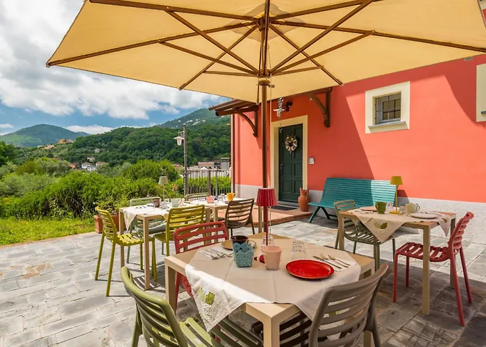 Konukevi La Collina Degli Ulivi 4*